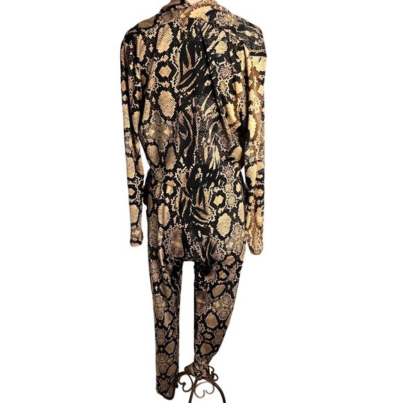 Venus woman’s small snake print romper elastic waist pockets straight leg - Picture 7 of 13